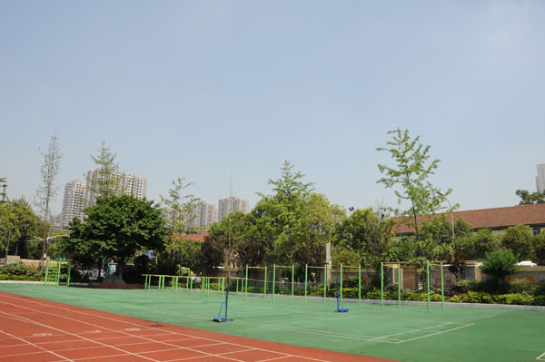成都鐵路中學(xué)建校時(shí)間、地址是多少？