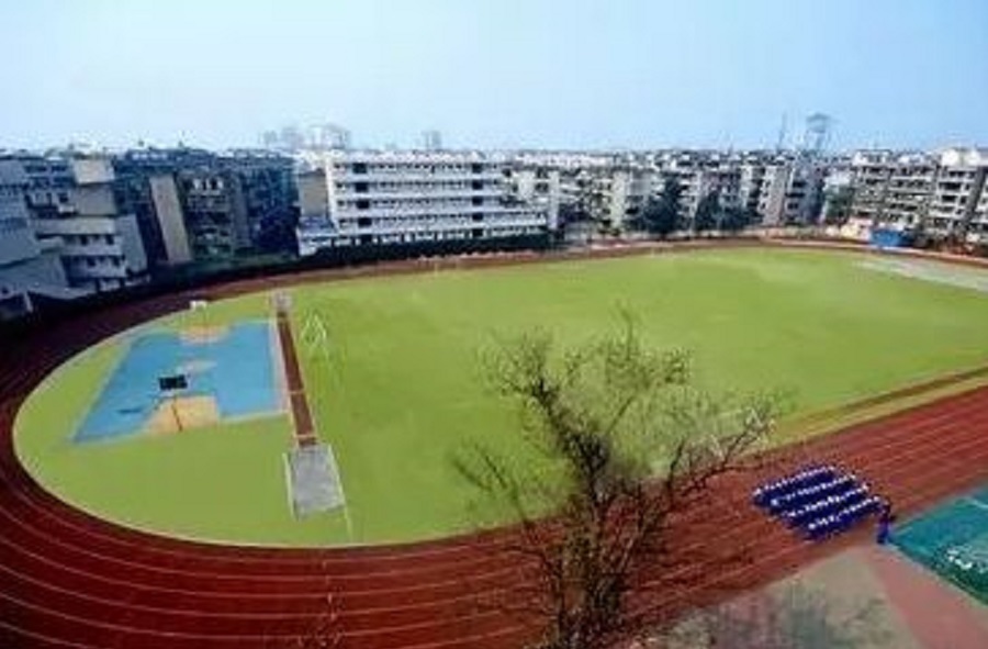 成都實(shí)外新都五龍山學(xué)校校園環(huán)境怎么樣？