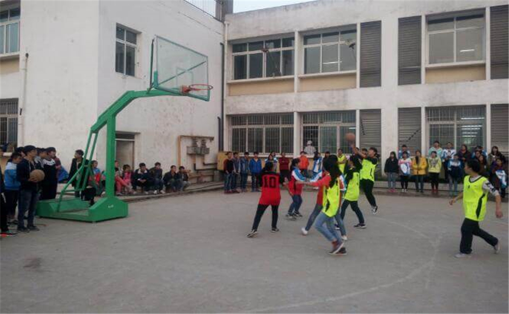巴中市第五中學(xué)詳細地址在什么地方？