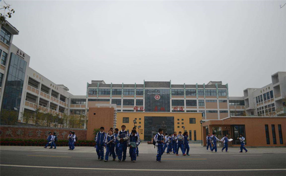 成都石室蜀都中學(xué)高中宿舍怎么樣？